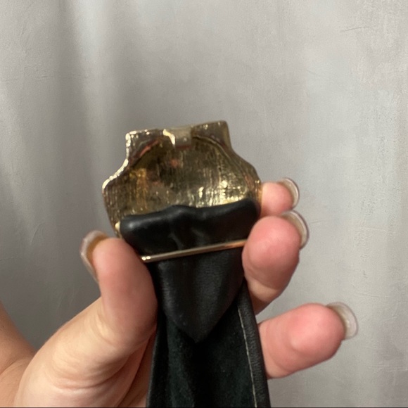 1980s 100% LEATHER GOLD CLAM SHELL WAIST BELT - Picture 5 of 5